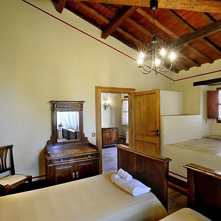 Albergo Diffuso Borgo Montemaggiore Montemaggiore al Metauro Buitenkant foto