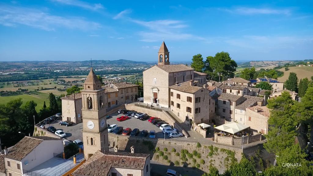 Albergo Diffuso Borgo Montemaggiore Montemaggiore al Metauro Buitenkant foto