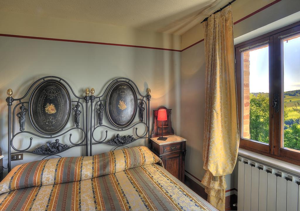 Albergo Diffuso Borgo Montemaggiore Montemaggiore al Metauro Buitenkant foto