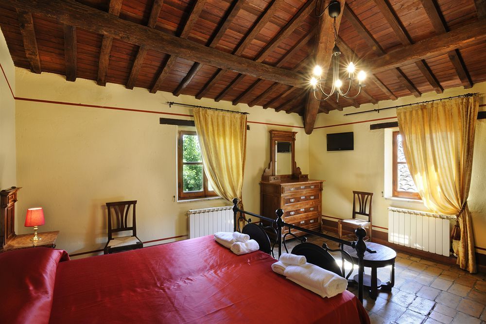 Albergo Diffuso Borgo Montemaggiore Montemaggiore al Metauro Buitenkant foto